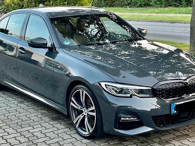 Gebraucht BMW 330 258 PS (189 kW) 2020 Grau Limousine