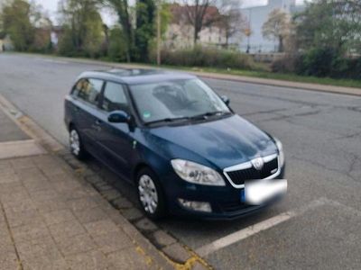 Gebraucht Skoda Fabia 75 PS (55 kW) 2013 Blau Kombi