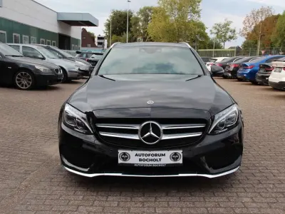 Gebraucht Mercedes C200 AMG line 184 PS (135 kW) 2019 Schwarz/baltic black Kombi