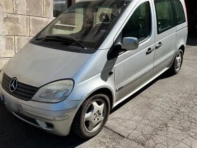 Gebraucht Mercedes Vaneo 67 PS (49 kW) 2002 Silber Van / Kleinbus