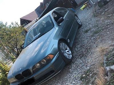 BMW 525