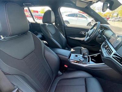 Usata BMW 318 Advantage 150 CV (110 kW) 2022 Grigio Station wagon