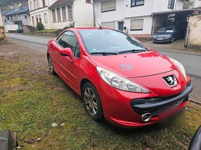 Gebraucht Peugeot 207 CC 120 PS (88 kW) 2006 Rot Cabrio