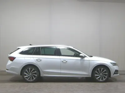 Gebraucht Skoda Octavia Style 204 PS (150 kW) 2021 Weiß Kombi