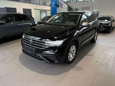 Gebraucht VW Tiguan Allspace 150 PS (110 kW) 2022 Deep black SUV