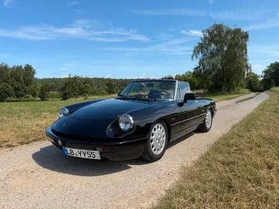 Gebraucht Alfa Romeo Spider 120 PS (88 kW) 1992 Schwarz Cabrio