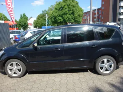 Gebraucht Ford S-MAX Ambiente 145 PS (106 kW) 2009 Schwarz Van / Kleinbus