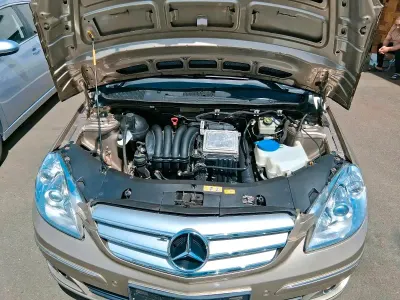 Gebraucht Mercedes B200 136 PS (100 kW) 2007 Gelb Van / Kleinbus