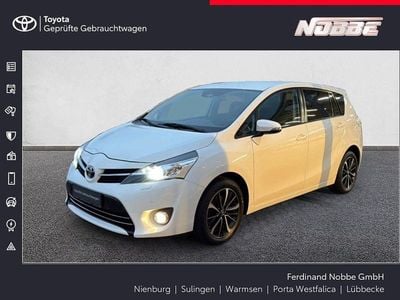 Schneeweiß Gebraucht 2017 Toyota Verso Edition-S Van / Kleinbus | 15.690 € (Fairer Preis)