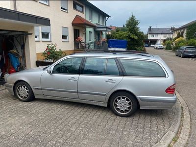 gebraucht Mercedes E240 