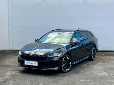 Gebraucht Skoda Superb SportLine 204 PS (150 kW) 2025 Onyx schwarz Kombi