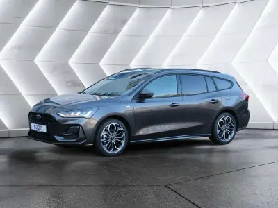 Używany Ford Focus ST-Line 125 KM (91 kW) 2023 Szary Kombi