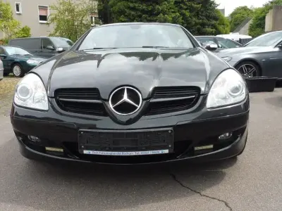 Gebraucht Mercedes SLK200 163 PS (119 kW) 2006 Schwarz Cabrio