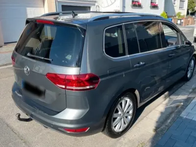 Gebraucht VW Touran 150 PS (110 kW) 2016 Grau Van / Kleinbus