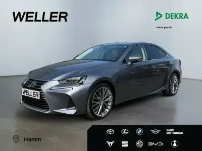 Gebraucht Lexus IS300h Luxury Line 223 PS (164 kW) 2018 Mercury grey Limousine