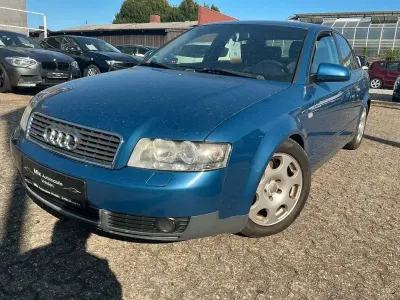 Gebraucht Audi A4 170 PS (125 kW) 2001 Blau Limousine