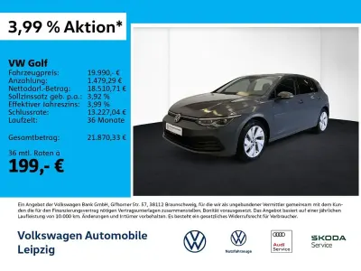 Gebraucht VW Golf VIII Life 131 PS (96 kW) 2023 Grau Limousine