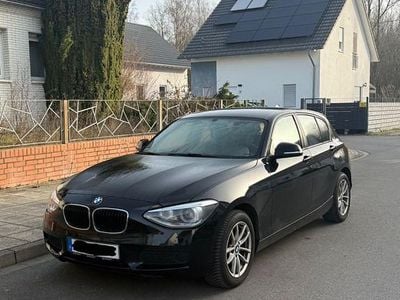 Gebraucht BMW 116 Sport Line 136 PS (100 kW) 2013 Schwarz Kleinwagen