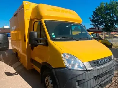 Gebraucht Iveco Daily 106 PS (77 kW) 2011 Gelb Van / Kleinbus