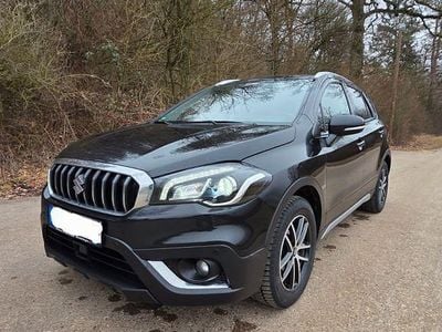 Gebraucht Suzuki SX4 140 PS (102 kW) 2019 Schwarz SUV