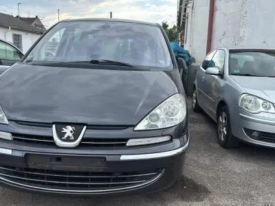 Gebraucht Peugeot 807 163 PS (119 kW) 2013 Schwarz Van / Kleinbus