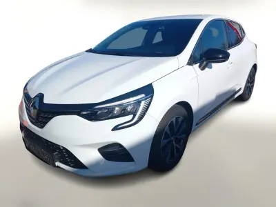 Gebraucht Renault Clio Techno 91 PS (66 kW) 2023 Arktis weiß Kleinwagen