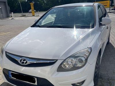Brugt Hyundai i30 Classic 109 HK (80 kW) 2010 Hvid Sedan