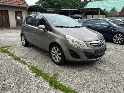 Gebraucht Opel Corsa Active 69 PS (50 kW) 2013 Grau Kleinwagen