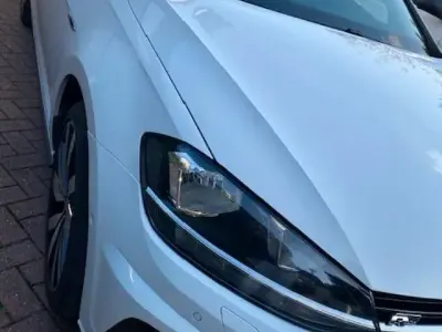 Gebraucht VW Golf VII Highline 150 PS (110 kW) 2018 Weiß Kombi