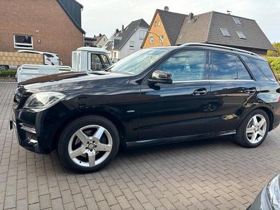 Usata Mercedes ML350 190 CV (139 kW) 2012 Nero SUV