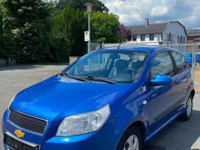 Gebraucht Chevrolet Aveo SE 84 PS (61 kW) 2010 Blau Limousine