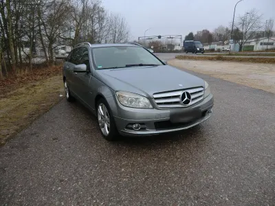 Gebraucht Mercedes C250 204 PS (150 kW) 2010 Grau Kombi