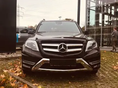 Gebraucht Mercedes GLK250 204 PS (150 kW) 2015 Schwarz SUV