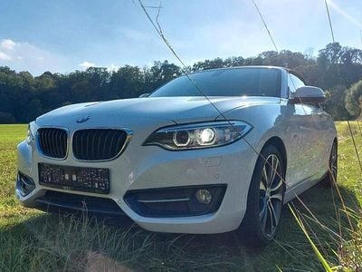 Gebraucht BMW 220 Sport Line 184 PS (135 kW) 2016 Weiß Cabrio