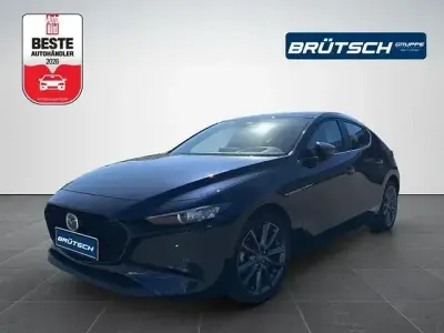 Gebraucht Mazda 3 Center-Line 140 PS (102 kW) 2025 Deep crystal blue metallic Limousine