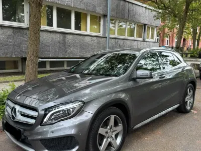 Gebraucht Mercedes GLA250 AMG 210 PS (154 kW) 2014 Grau SUV