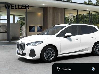 Alpinweiss (weiß) Gebraucht 2025 BMW 220 Active Tourer Comfort Edition Van / Kleinbus | 39.990 € (Etwas zu teuer)