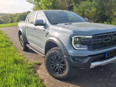 Gebraucht Ford Ranger Raptor 209 PS (153 kW) 2025 Grau Pickup