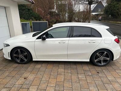 Gebraucht Mercedes A200 AMG line 163 PS (119 kW) 2020 Weiß Limousine
