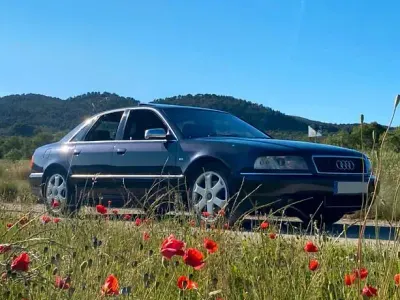 Gebraucht Audi S8 Sport 360 PS (264 kW) 1999 Violett Limousine