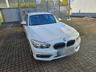 Gebraucht BMW 116 109 PS (80 kW) 2015 Weiß Kleinwagen