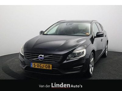 Gebraucht Volvo V60 Kinetic 181 PS (133 kW) 2014 Schwarz Kombi