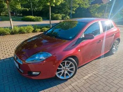 Gebraucht Fiat Bravo 165 PS (121 kW) 2011 Rot Kleinwagen