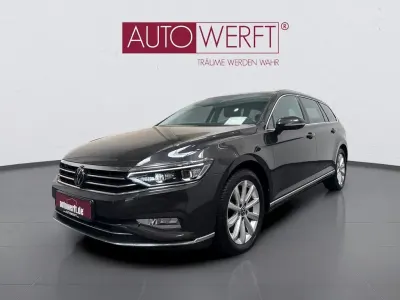 Gebraucht VW Passat Elegance 150 PS (110 kW) 2024 Grau Kombi