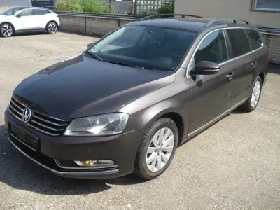 Gebraucht VW Passat 122 PS (89 kW) 2014 Braun Kombi