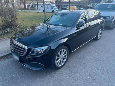 Gebraucht Mercedes E400 Avantgarde 333 PS (244 kW) 2016 Schwarz Kombi