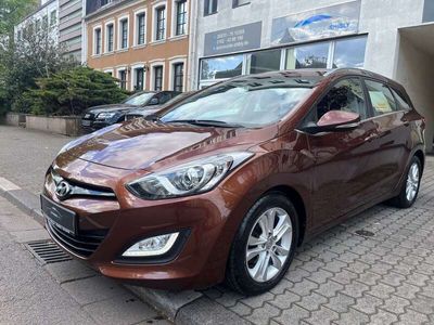 gebraucht Hyundai i30 CW 1.6 CRDi Automatik