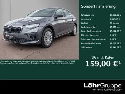 Gebraucht Skoda Scala Essence 95 PS (69 kW) 2025 Graphitegrau metallic Kleinwagen