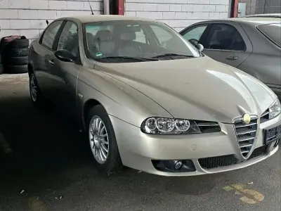 Gebraucht Alfa Romeo 156 166 PS (122 kW) 2004 Gold Limousine