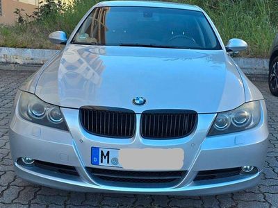 Second-hand BMW 325 Sport Line 218 CP (160 kW) 2005 Gri Break